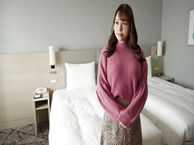 人妻の花びらめくり 月見伊織 サンプル動画サムネイル